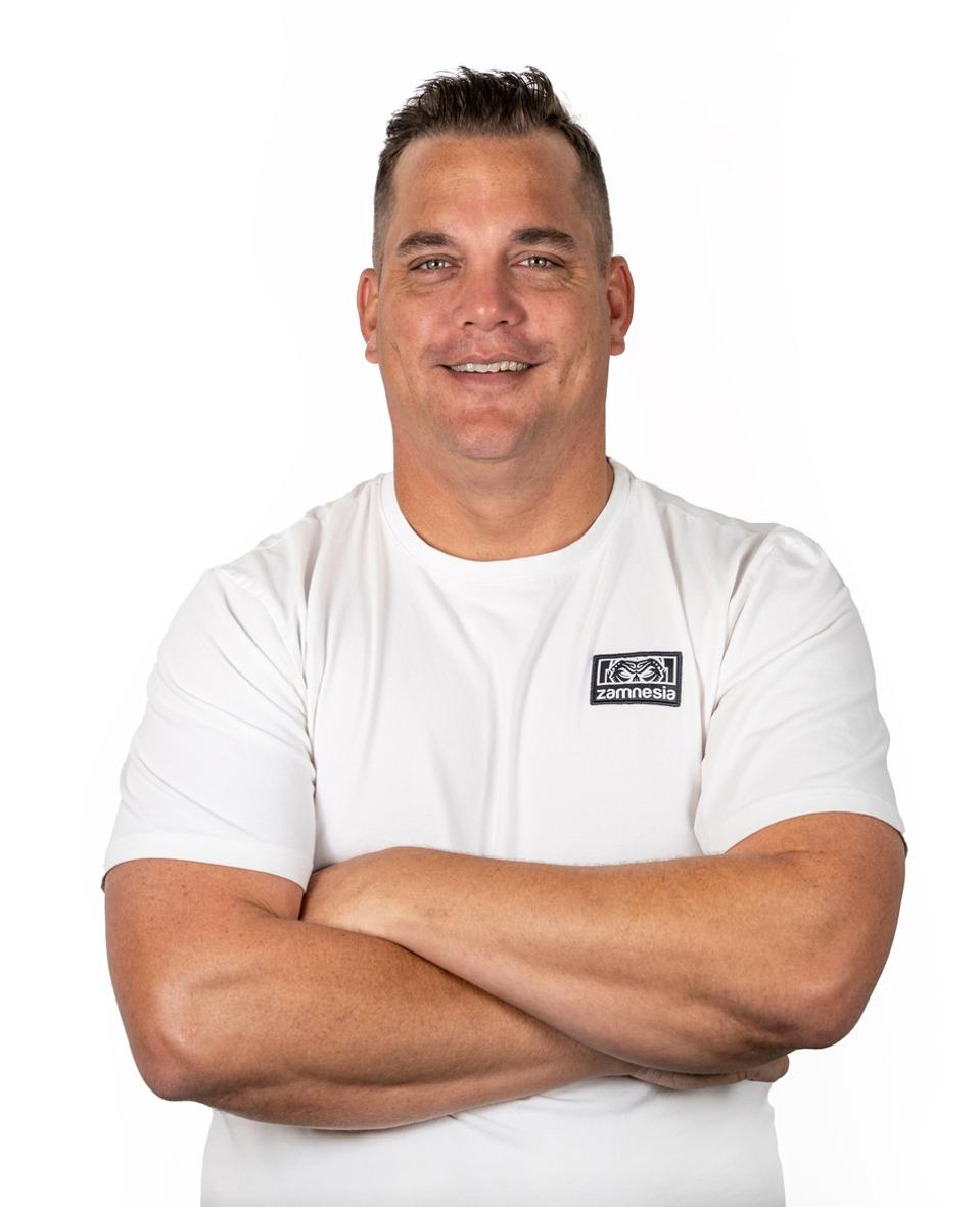 Nick Avé