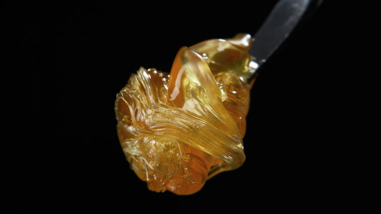 Click to see a larger version of the image rosin jam on dabber