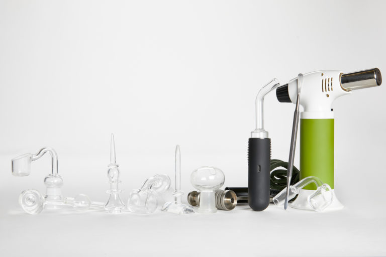 Click to see a larger version of the image Dab tools and accessories